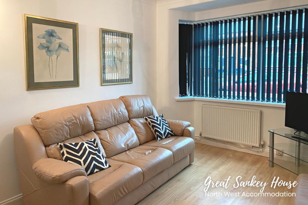 Great Sankey Serviced Accommodation Warrington Exterior foto