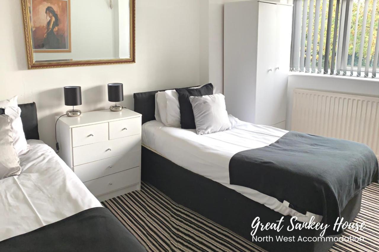 Great Sankey Serviced Accommodation Warrington Exterior foto